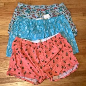 Three XXL JCrew boxers.